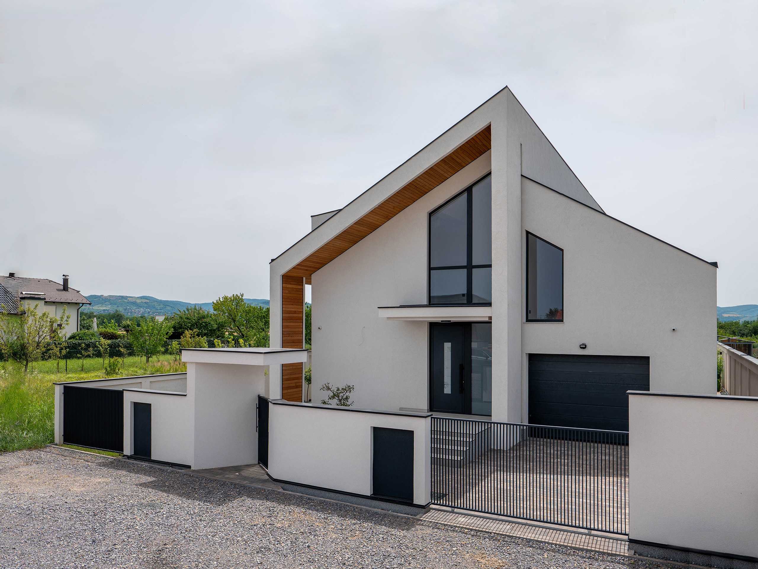 Kuća Rajska - modern suburban house